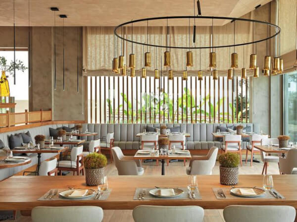 Hotelski pogodbeni projekti